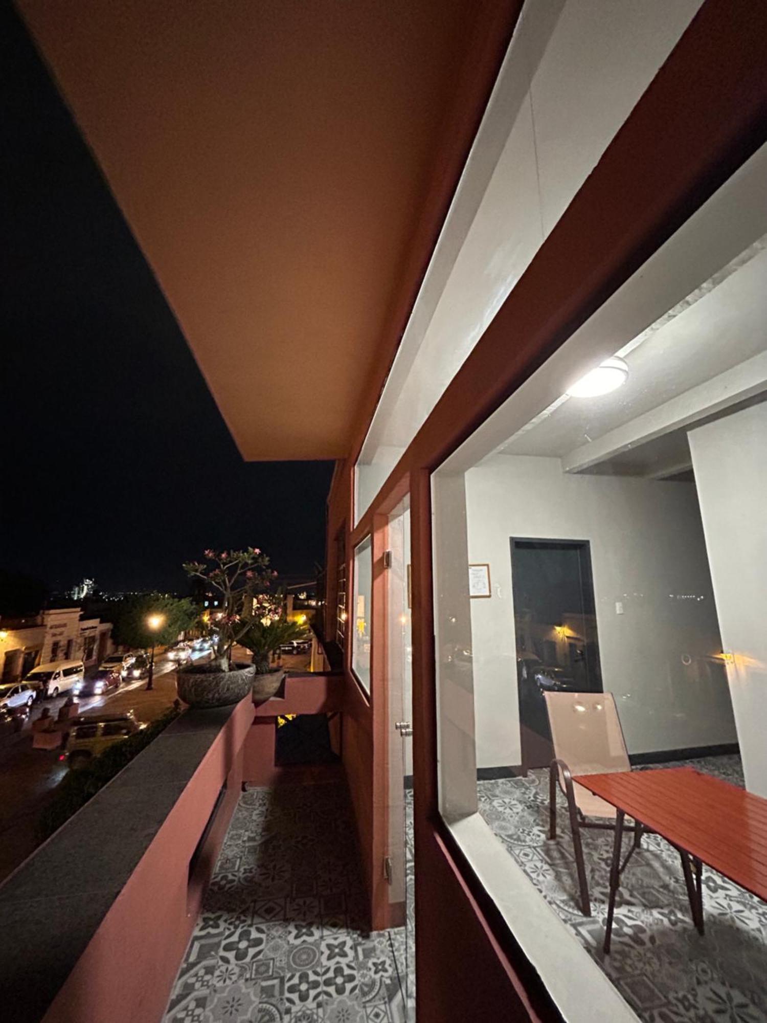 Lolita & Enri, La Mejor Ubicacion Y Vista En El Centro De Queretaro Hotel Ngoại thất bức ảnh